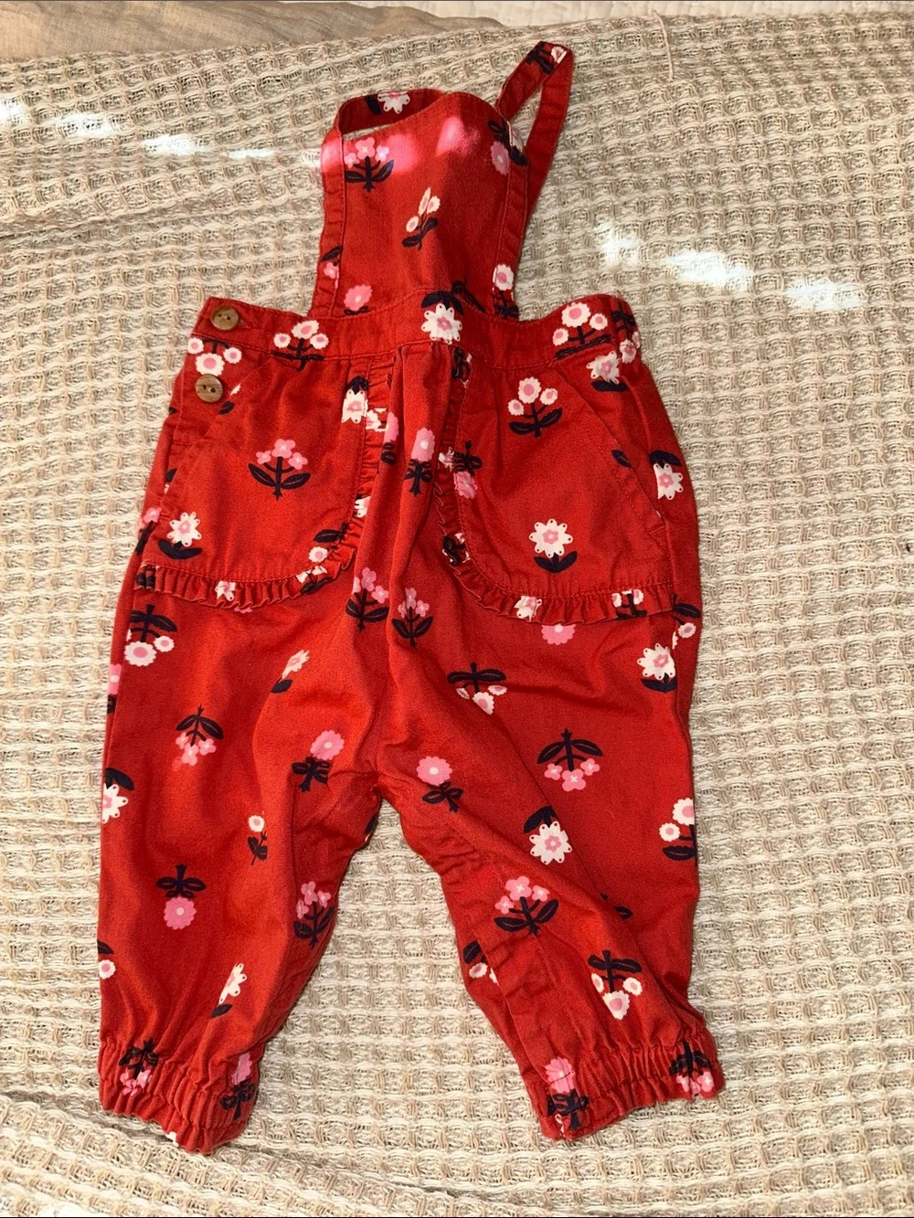 Bundle of 3-6month baby girl outfits